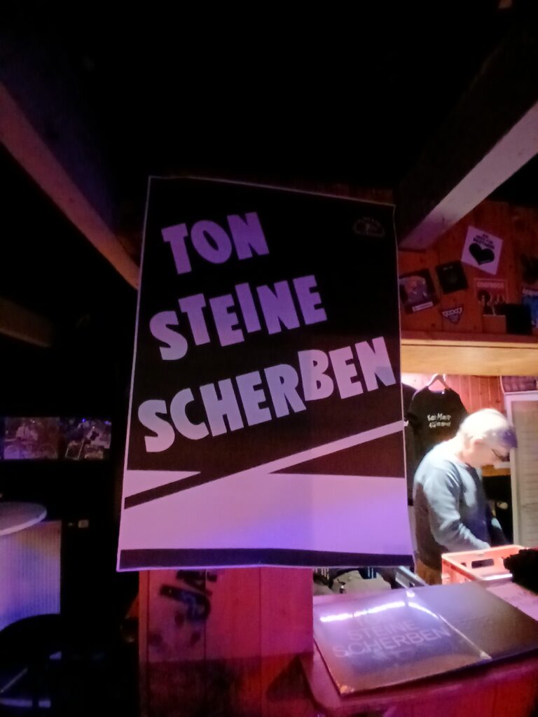 Kai und Funky von Ton Steine Scherben Feat. Birte Volta – im Riders Cafe Lübeck